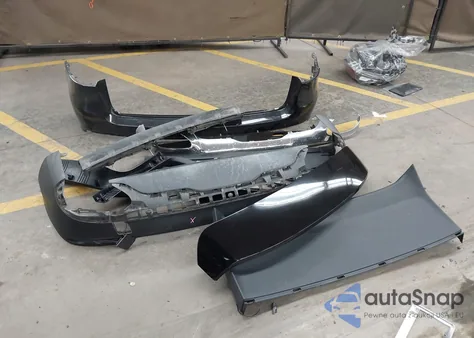 2017 Mercedes-Benz Glc 300 4Matic z USA, uszkodzony, nr VIN WDC0G4KB2HF164242